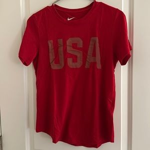 Nike Womens USA Tee Medium